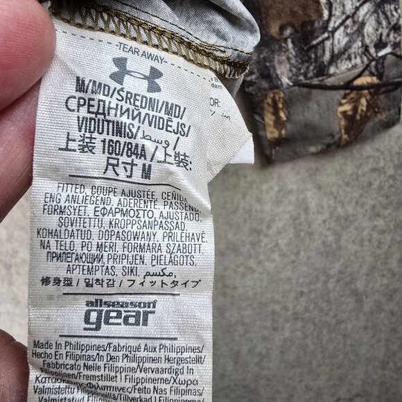 Under Armour Womans Camo Button-Up Shirt Medium Fitted Polyester Long Sleeve - Picture 5 of 9